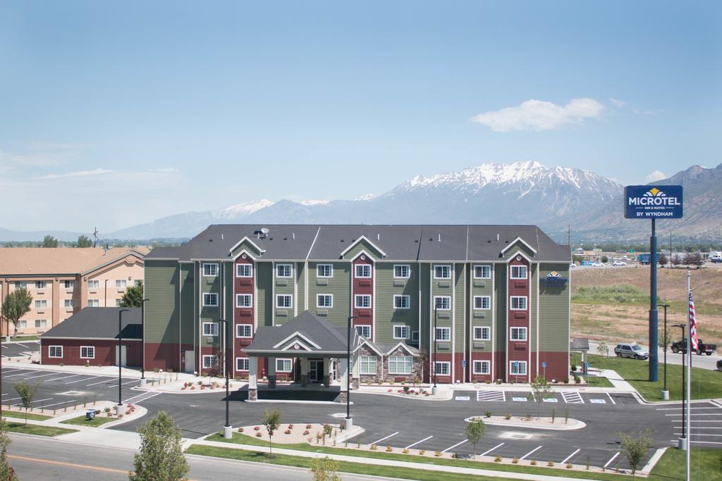 Microtel Inn & Suites By Wyndham Springville Exterior photo