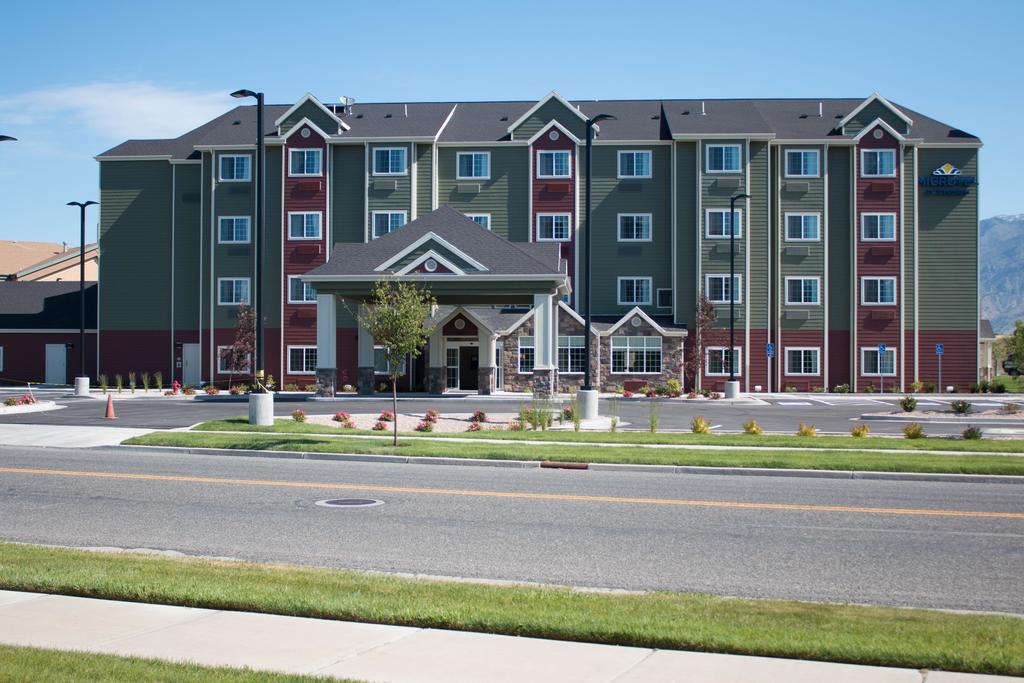 Microtel Inn & Suites By Wyndham Springville Exterior photo